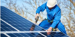 Installation Maintenance Panneaux Solaires Photovoltaïques à Cours-de-Pile